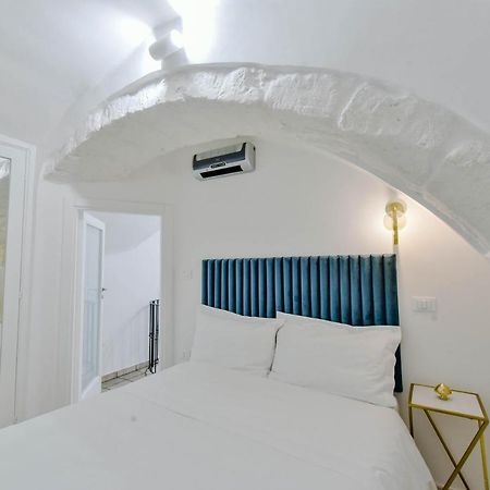 Grotta Antigone - 3Min Dal Centro Storico Apartment ออสตูนี ภายนอก รูปภาพ