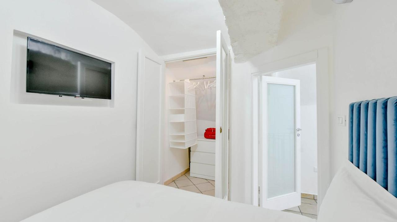 Grotta Antigone - 3Min Dal Centro Storico Apartment ออสตูนี ภายนอก รูปภาพ