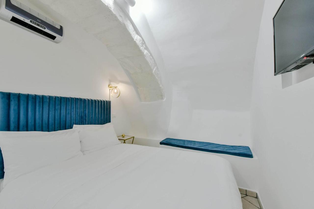 Grotta Antigone - 3Min Dal Centro Storico Apartment ออสตูนี ภายนอก รูปภาพ